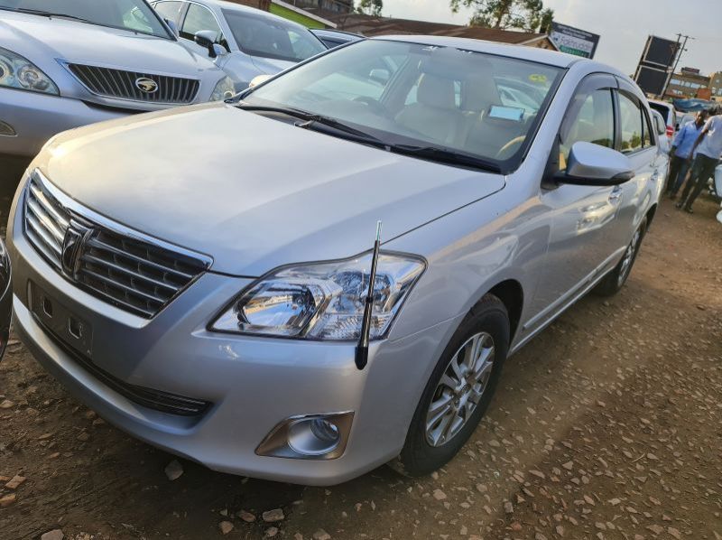 2015 Toyota Premio pictures