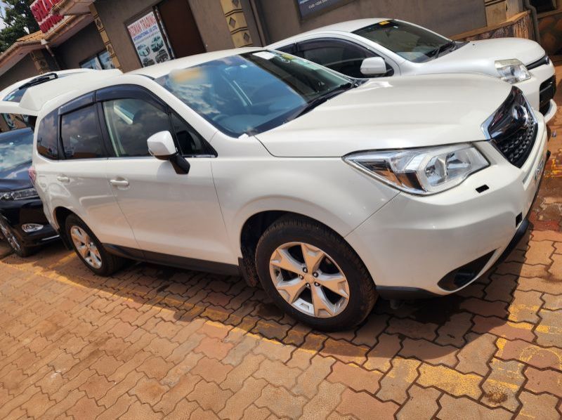 2015 Subaru Forester pictures