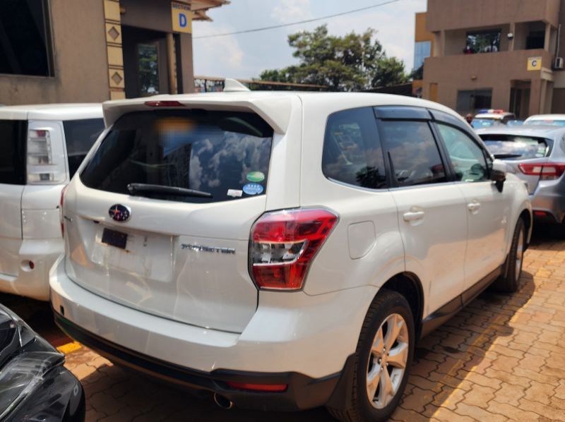 2015 Subaru Forester pictures