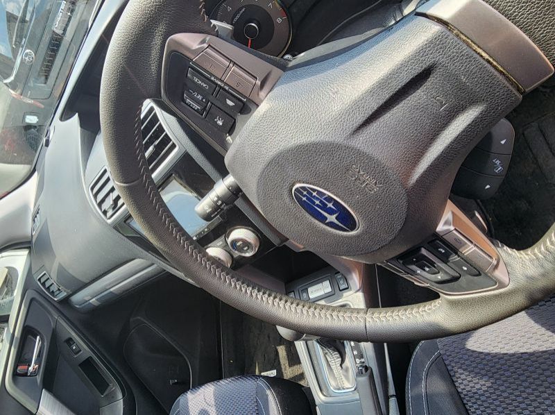 2015 Subaru Forester pictures