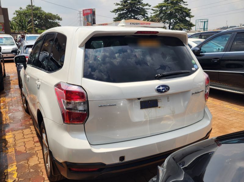 2015 Subaru Forester pictures