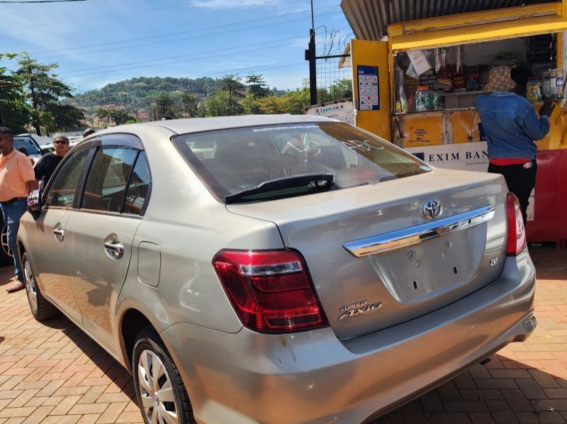 2015 Toyota Corolla Axio pictures