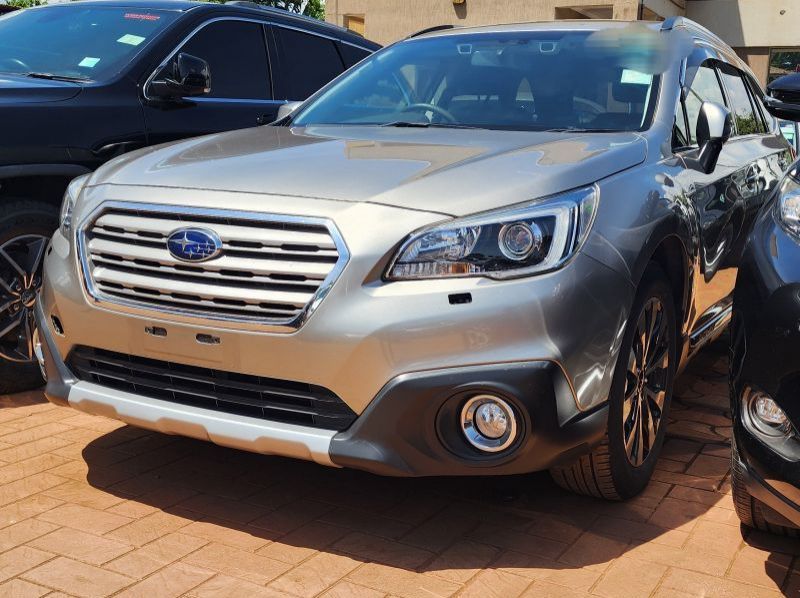 Used Subaru OUTBACK  for sale in Kampala, Uganda