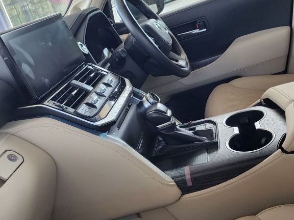 2023 Toyota Land cruiser pictures