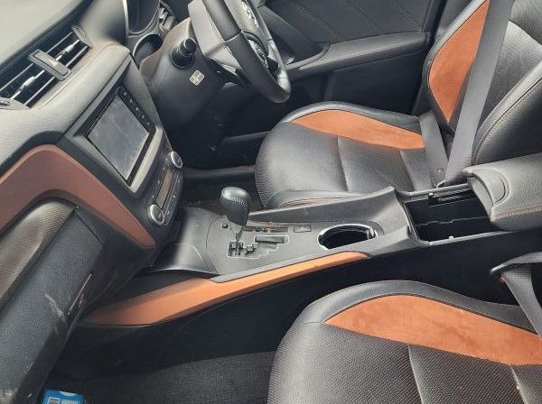 2015 Toyota avensis pictures