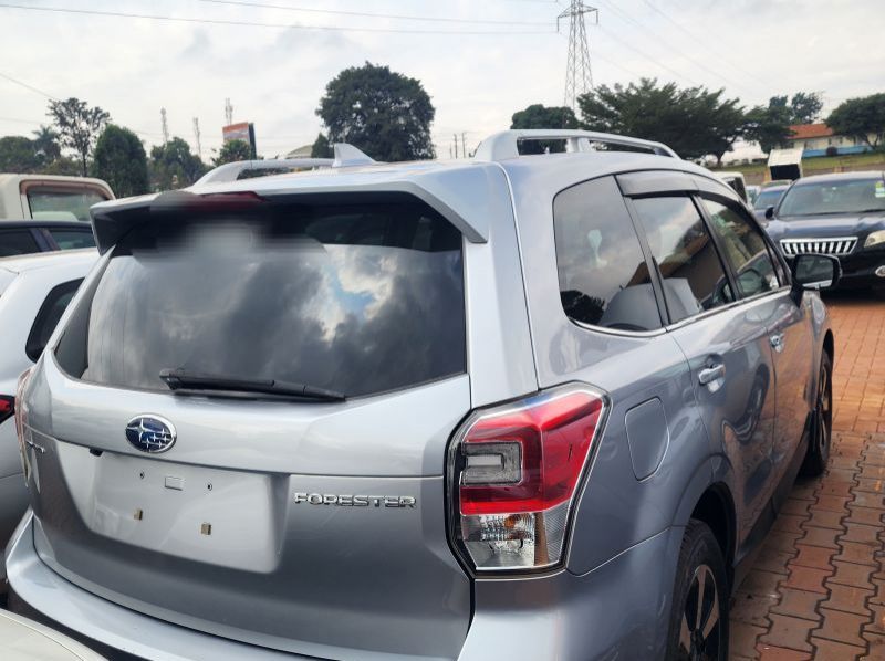 2016 Subaru Forester pictures