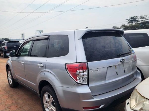 2011 Subaru Forester pictures