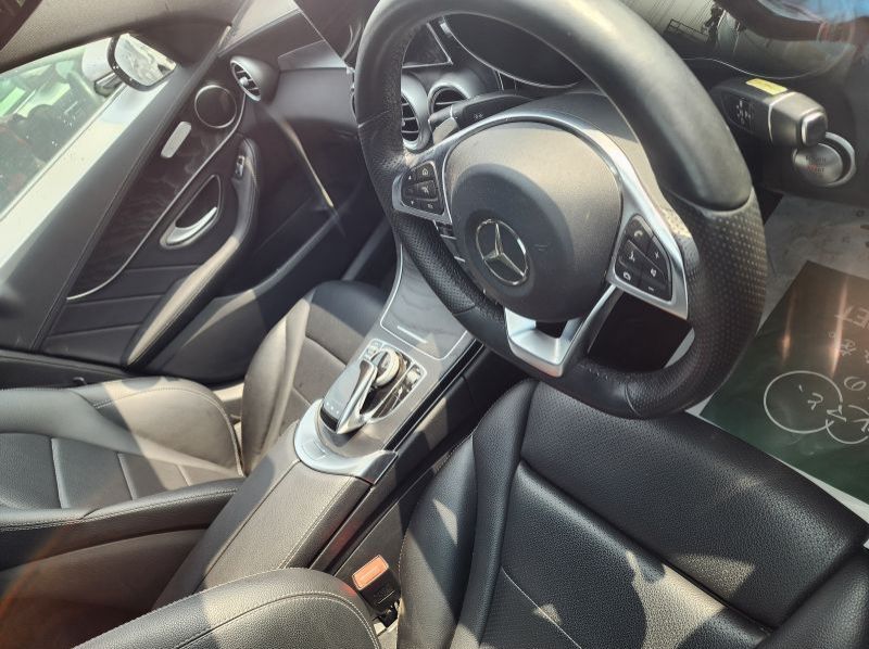 2017 Mercedes-Benz C200 pictures