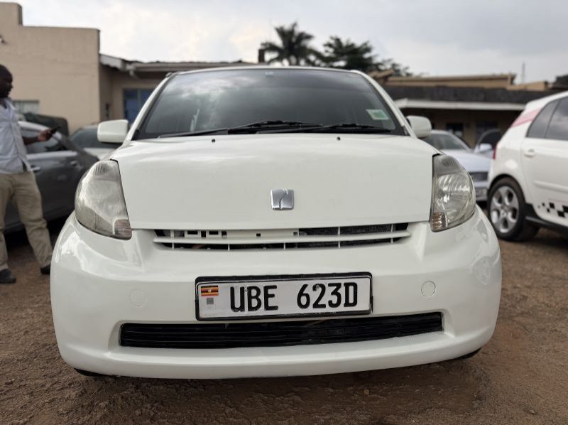 Sedan for sale in Kampala, Uganda - City Rides Uganda