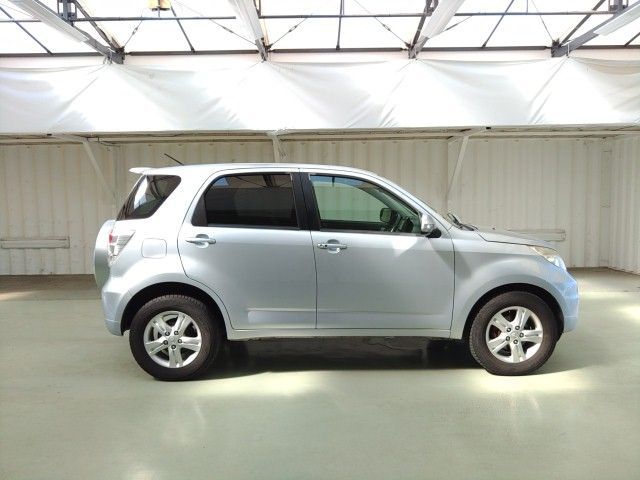 2009 Toyota Rush photo