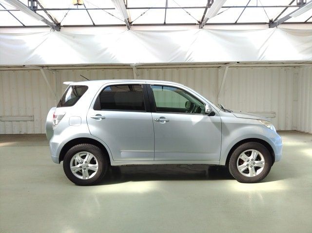 2009 Toyota Rush pictures