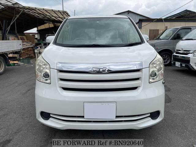 2009 Toyota NOAH  photo