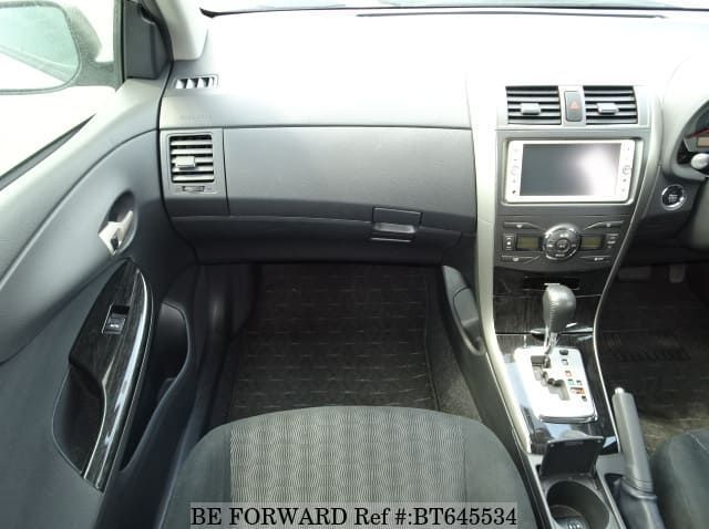 2010 Toyota FIELDER pictures