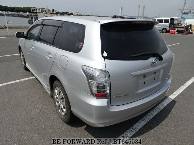 2010 Toyota FIELDER pictures