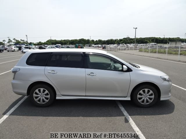 2010 Toyota FIELDER pictures