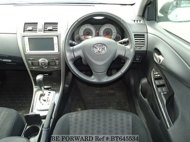 2010 Toyota FIELDER pictures