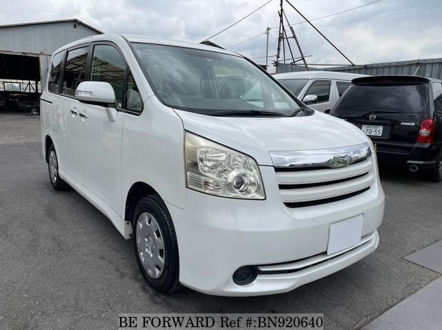 2009 Toyota NOAH  pictures