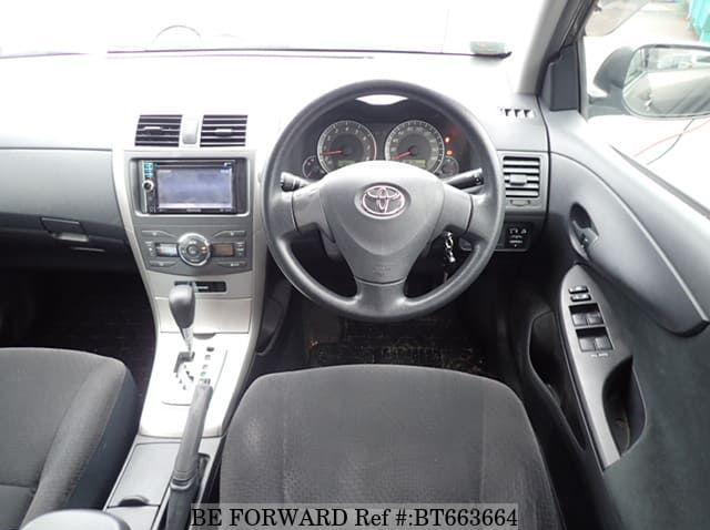 2010 Toyota FIELDER pictures