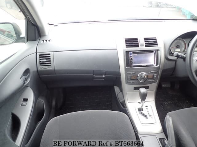 2010 Toyota FIELDER pictures