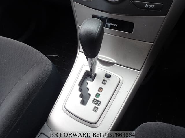 2010 Toyota FIELDER pictures