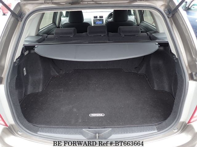 2010 Toyota FIELDER pictures