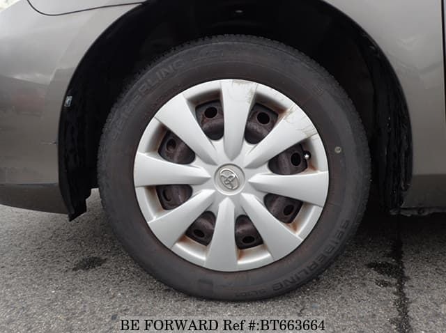 2010 Toyota FIELDER pictures