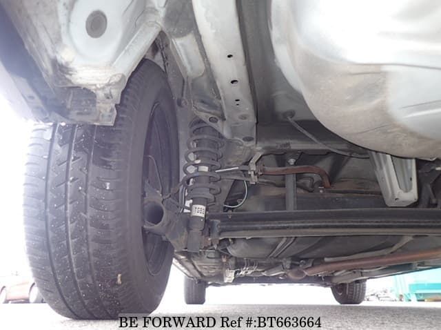 2010 Toyota FIELDER pictures