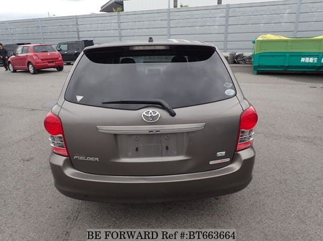 2010 Toyota FIELDER pictures