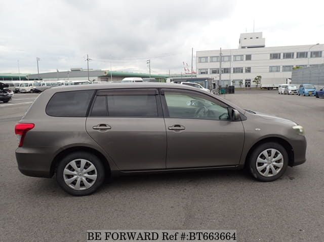 2010 Toyota FIELDER pictures