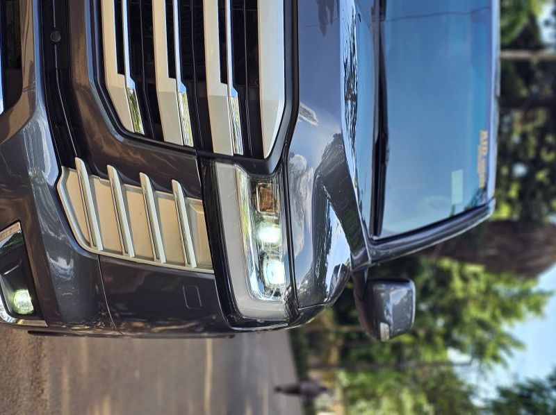 2014 Toyota v8 pictures