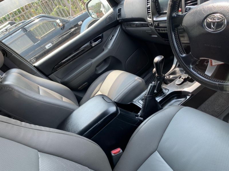 2008 Toyota prado pictures