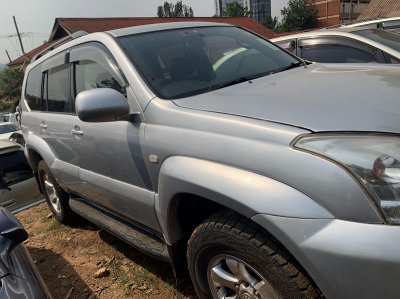 2004 Toyota  Prado TX pictures