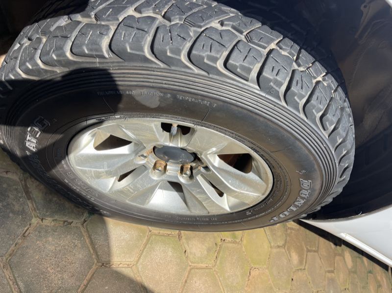 2008 Toyota hilux revo pictures