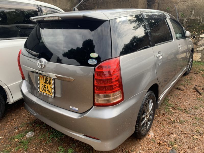 2007 Toyota wish pictures