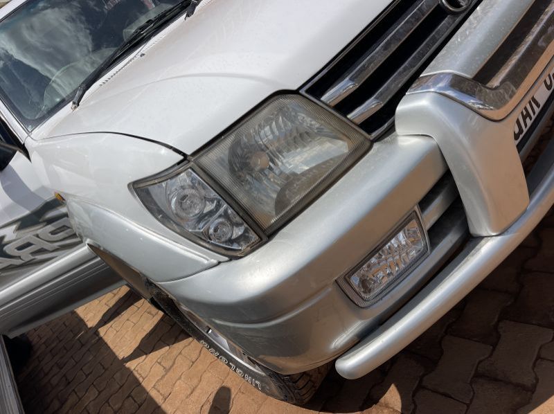 2001 Toyota prado pictures