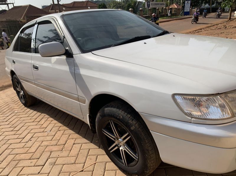 Used Toyota premio  for sale in Kampala, Uganda