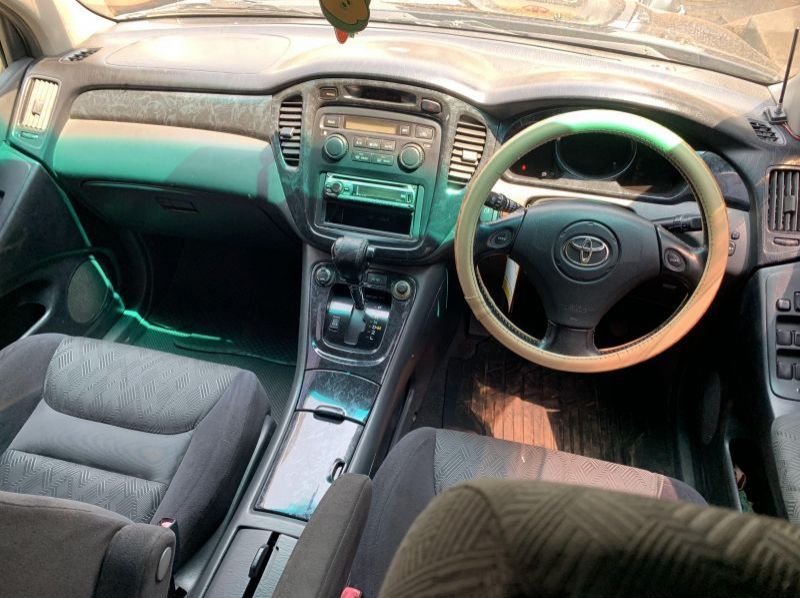 2002 Toyota toyota kluger pictures