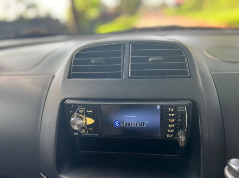 2006 Toyota passo pictures