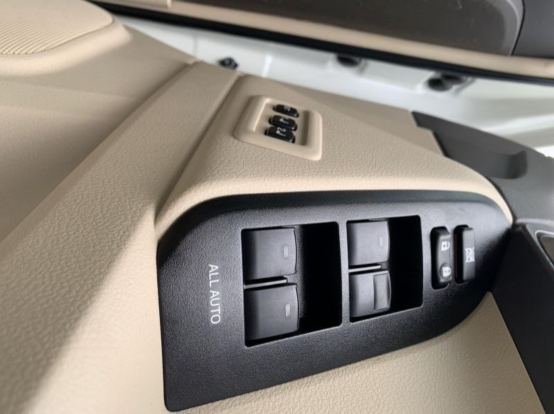 2019 Toyota land cruiser prado tzg pictures