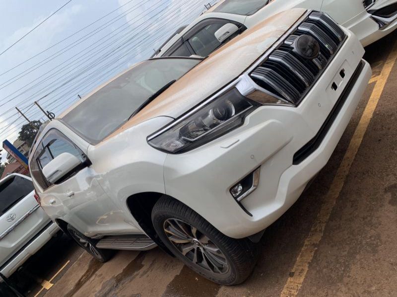 2019 Toyota land cruiser prado tzg pictures