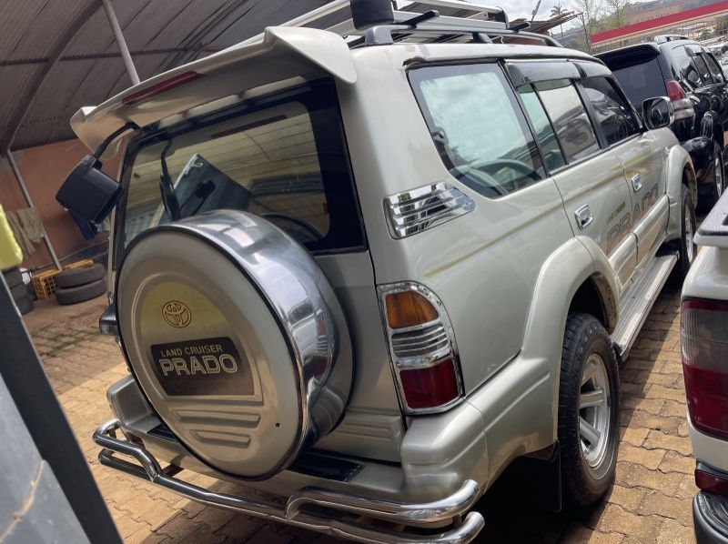 1998 Toyota prado pictures