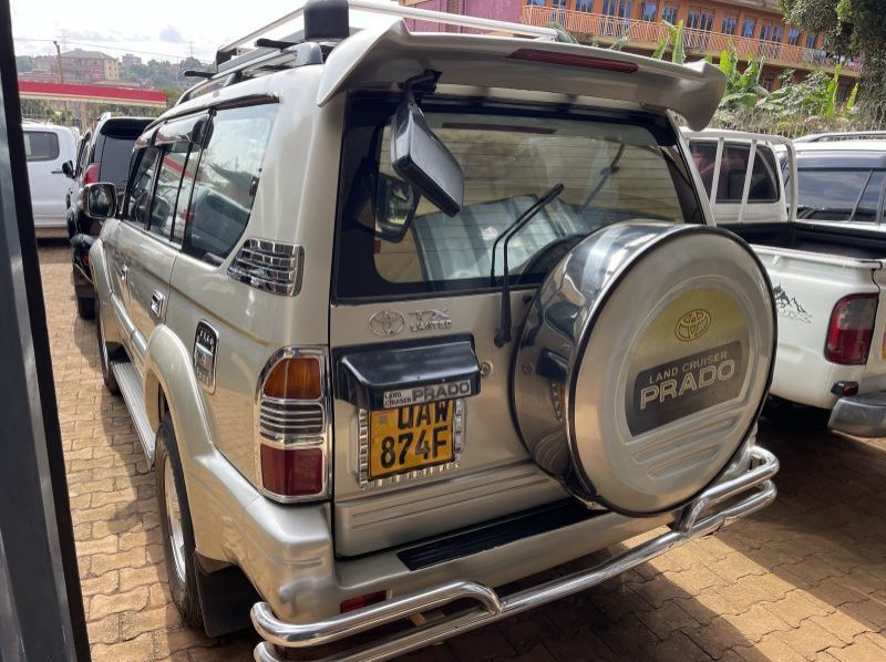 1998 Toyota prado pictures