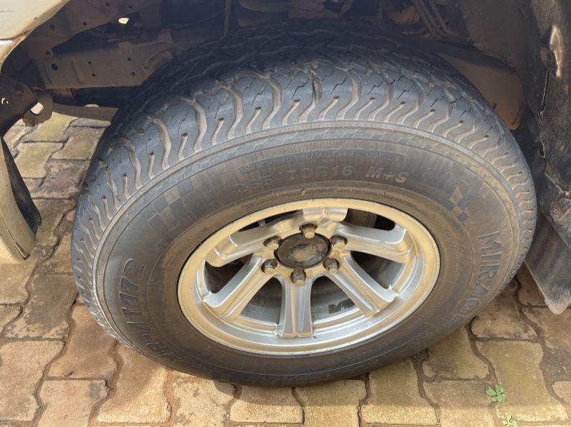 1998 Toyota prado pictures