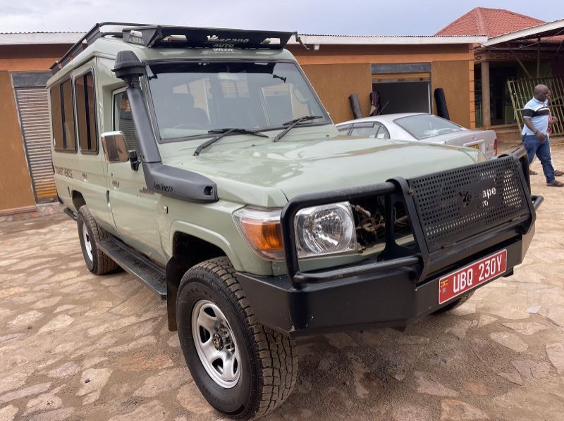 Used Toyota land cruiser extended tour van  for sale in Kampala, Uganda