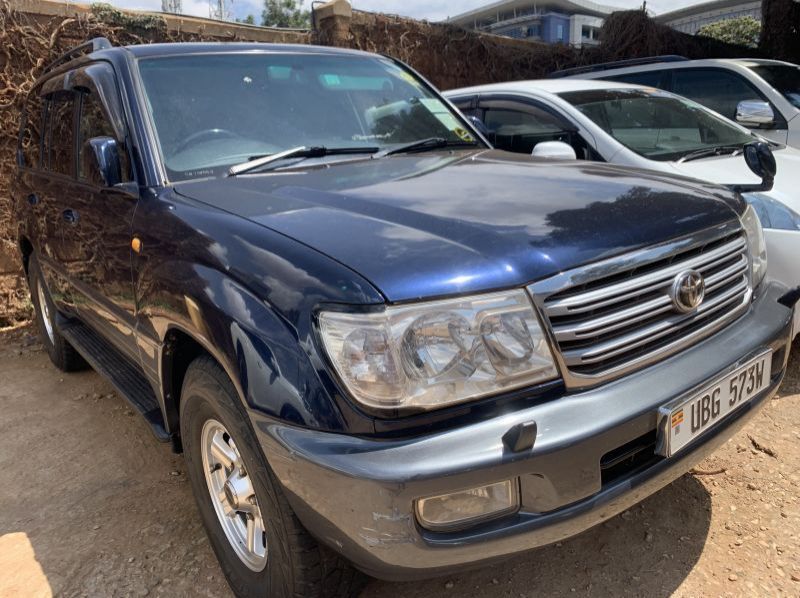 2006 Toyota land cruiser v8 pictures