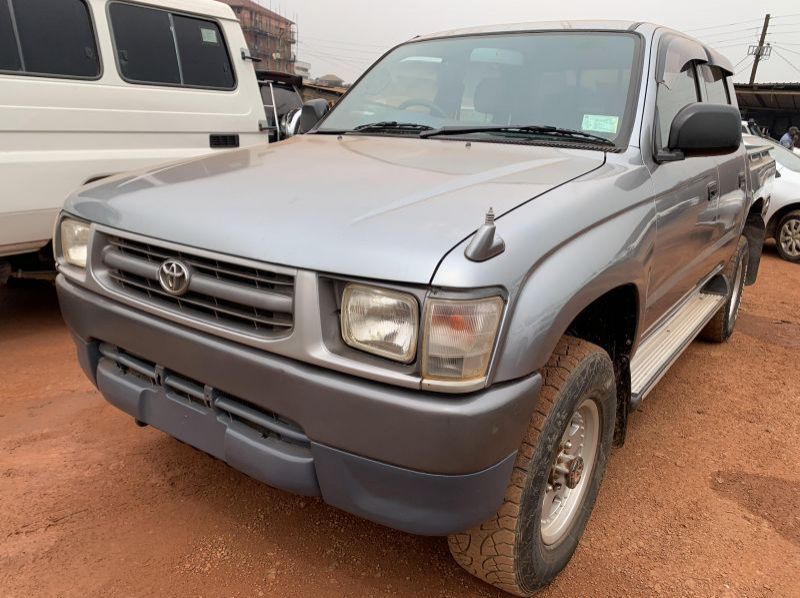 Used Toyota hilux double cabin  for sale in Kampala, Uganda