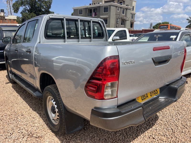 2017 Toyota Hilux Double cabin revo pictures