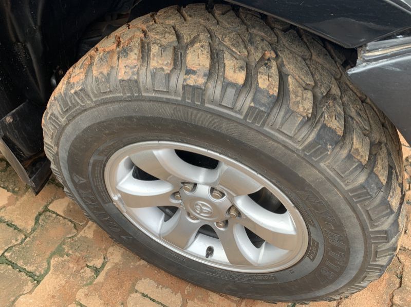 2005 Toyota Land Cruiser Prado TX pictures