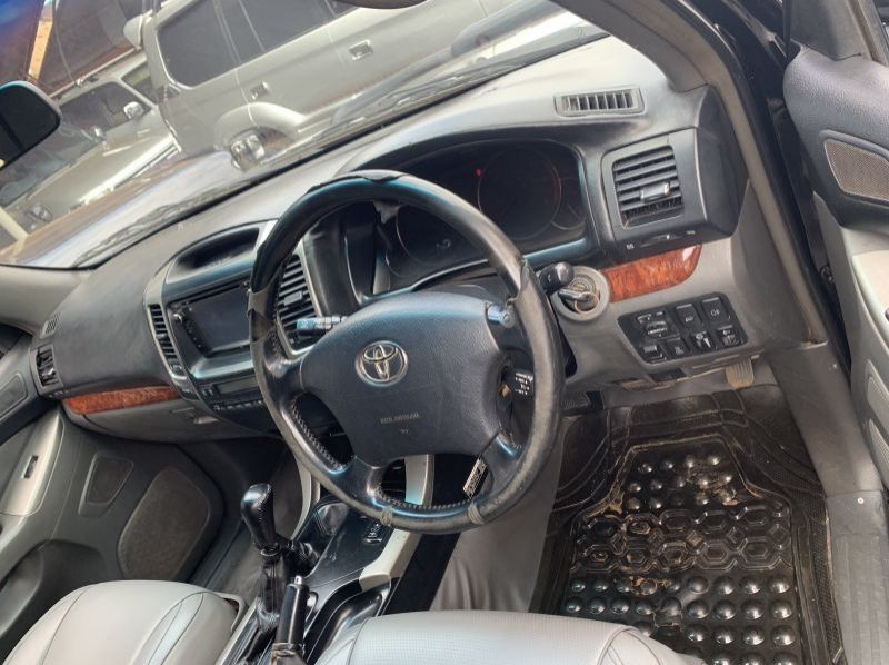 2005 Toyota Land Cruiser Prado TX pictures