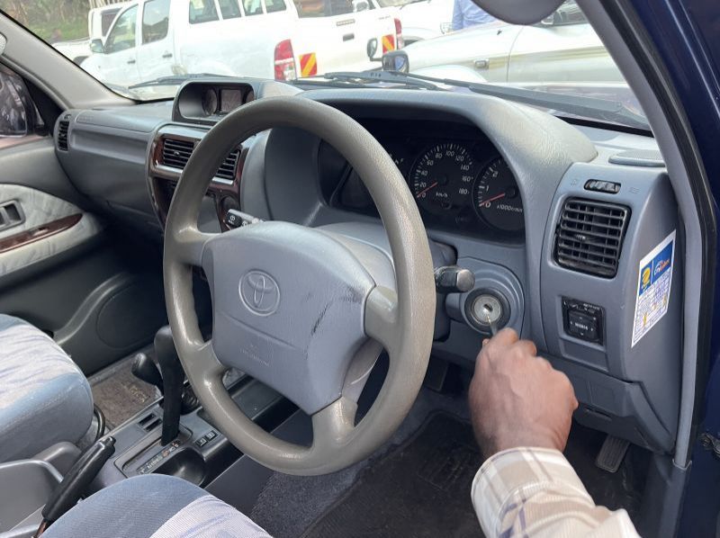 1999 Toyota prado pictures